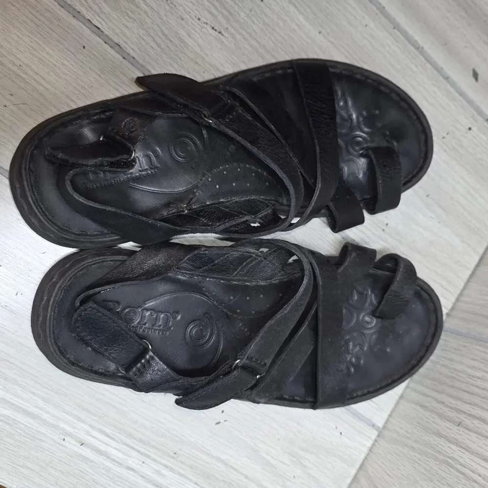 Born Black Leather Womens Strappy Sandals Size 9 Comfort Stylish Summer
